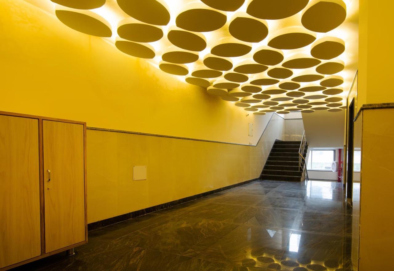 Hotel Stanley By Foxi Group- Near Delhi International Airport Нью-Дели Экстерьер фото