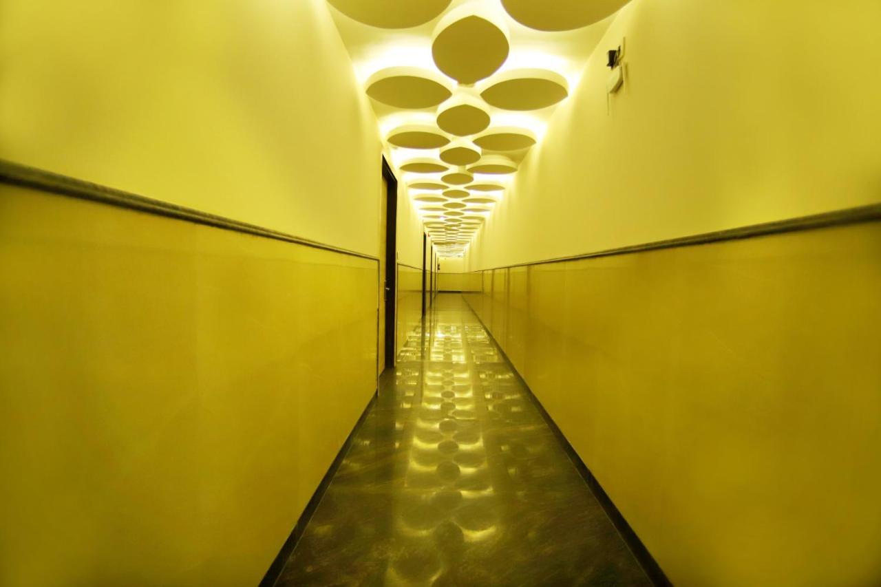 Hotel Stanley By Foxi Group- Near Delhi International Airport Нью-Дели Экстерьер фото