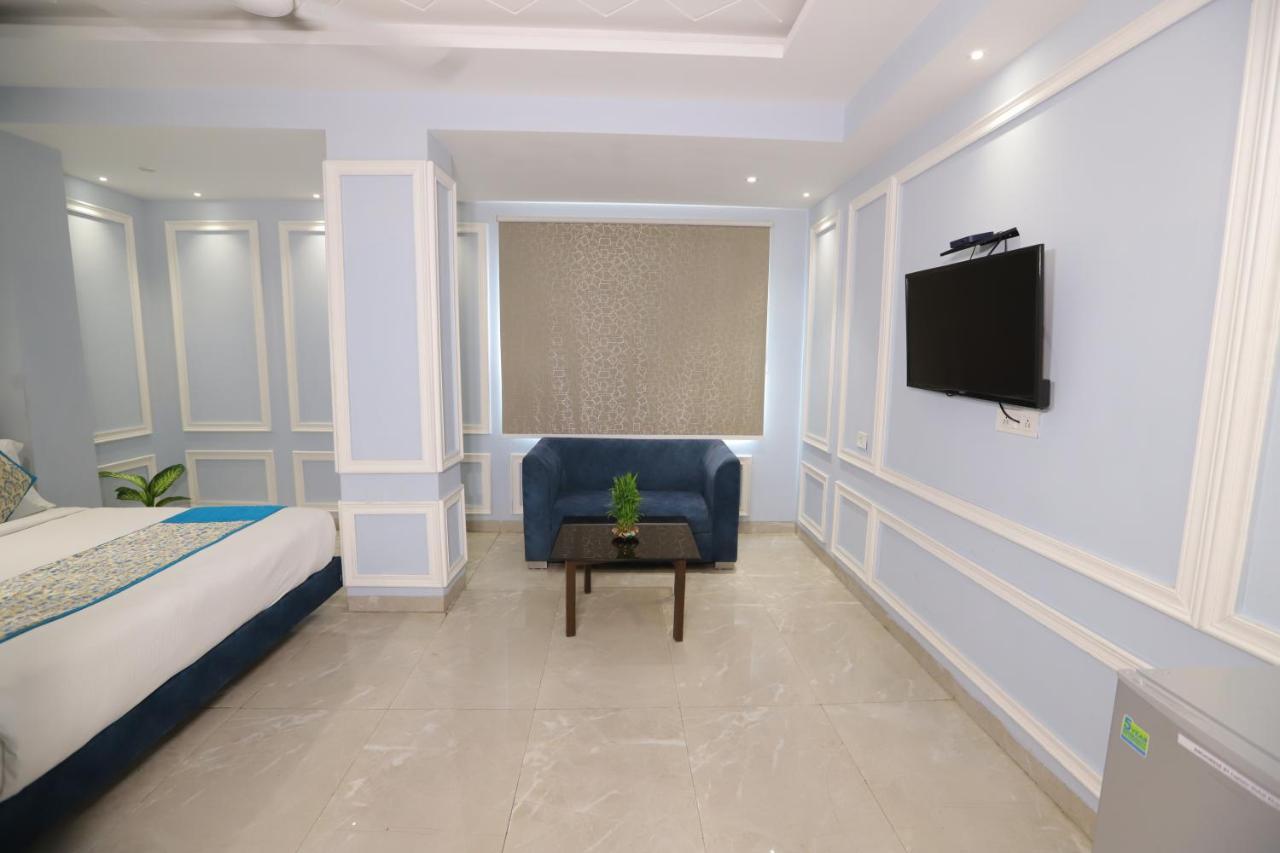 Hotel Stanley By Foxi Group- Near Delhi International Airport Нью-Дели Экстерьер фото